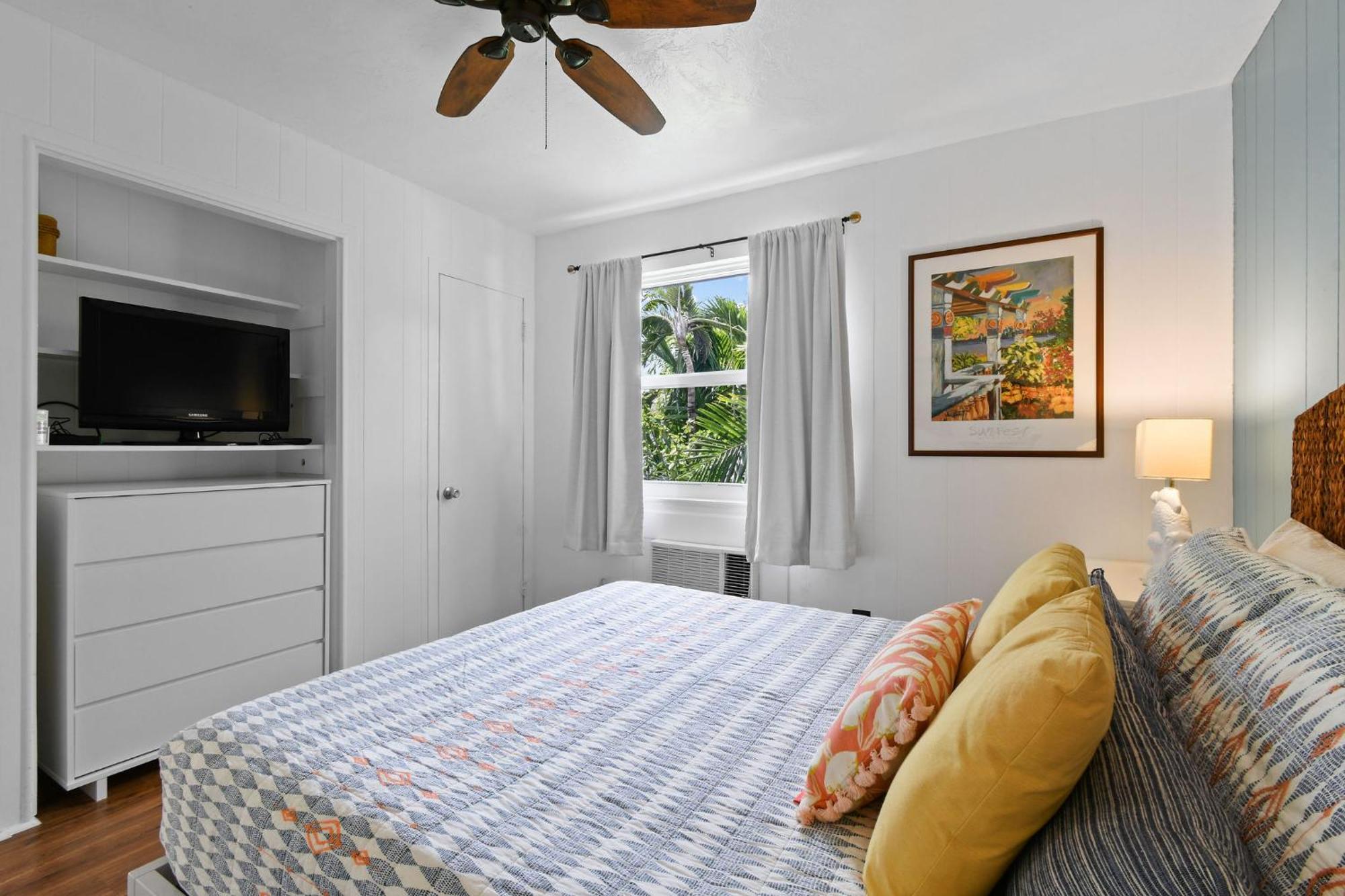 Sunshine Shores Boutique Apartments パーム・ビーチ・ショアーズ エクステリア 写真