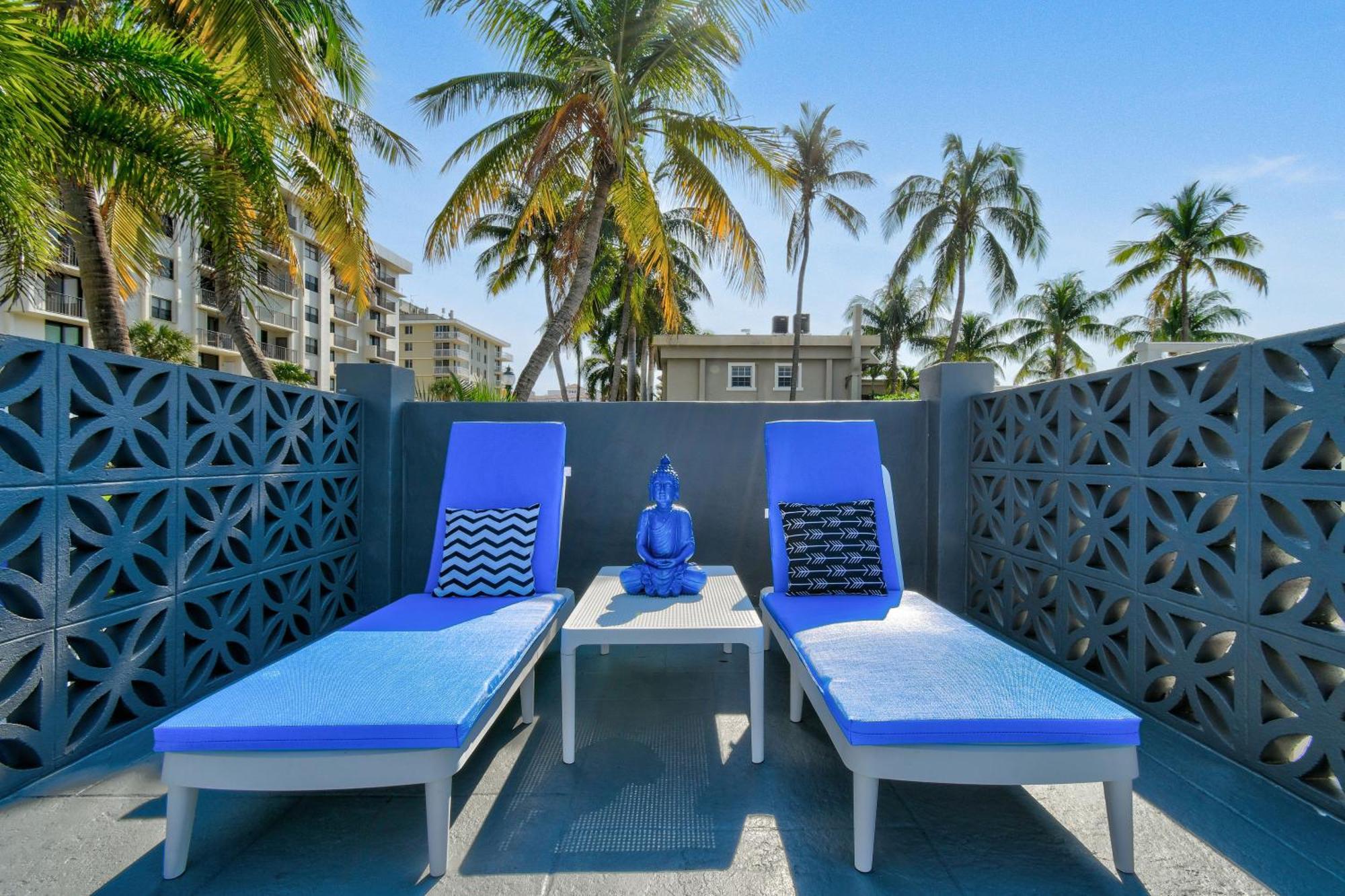 Sunshine Shores Boutique Apartments パーム・ビーチ・ショアーズ エクステリア 写真
